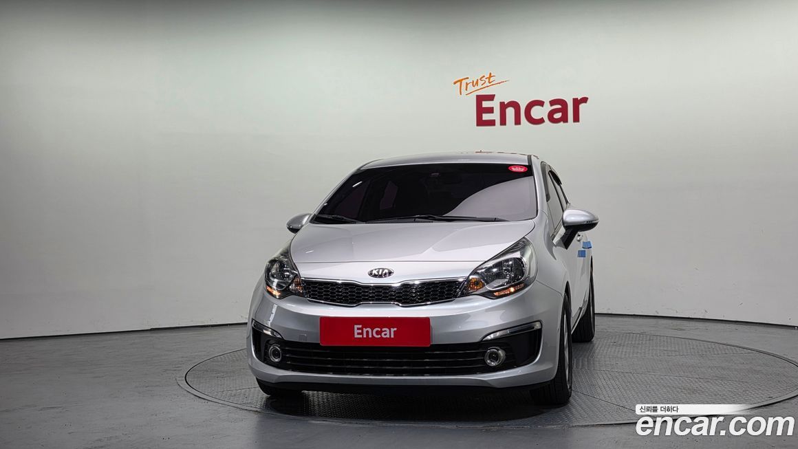 Kia pride 2015