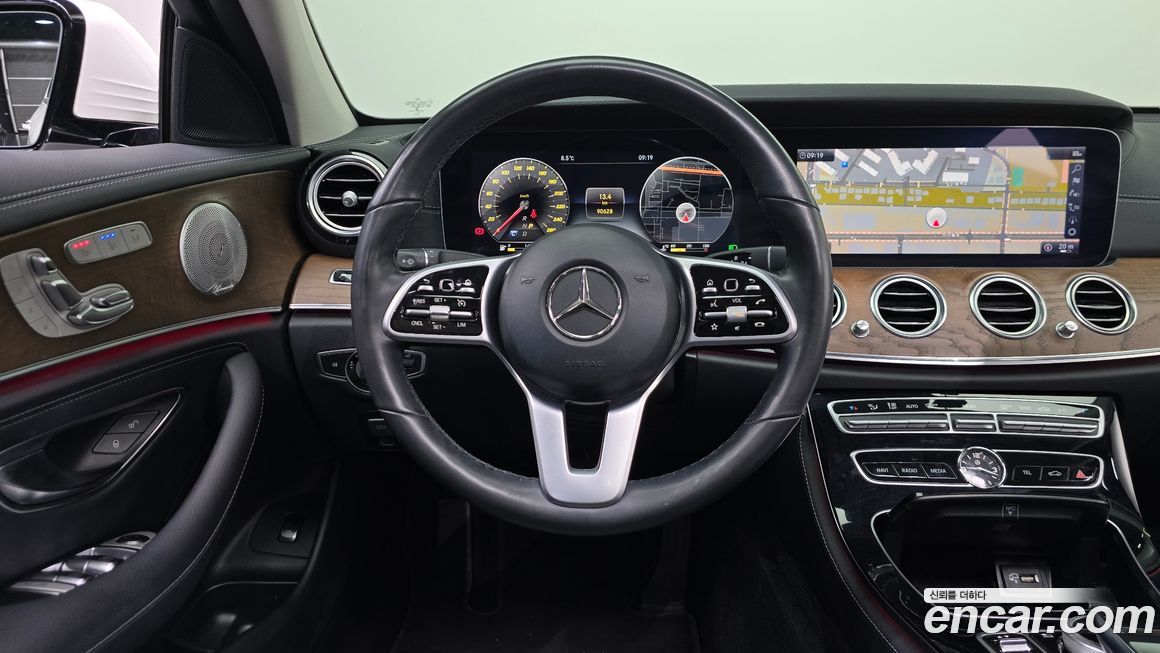 Mercedes-Benz E-Class 2019