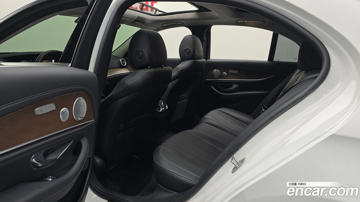 Mercedes-Benz E-Class 2019