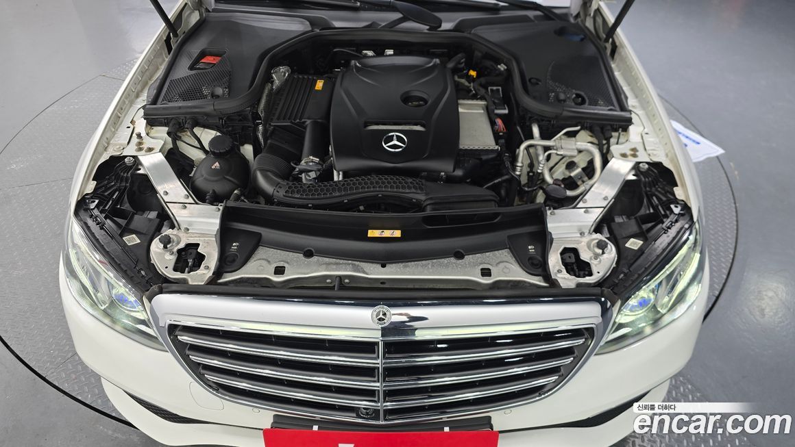 Mercedes-Benz E-Class 2019