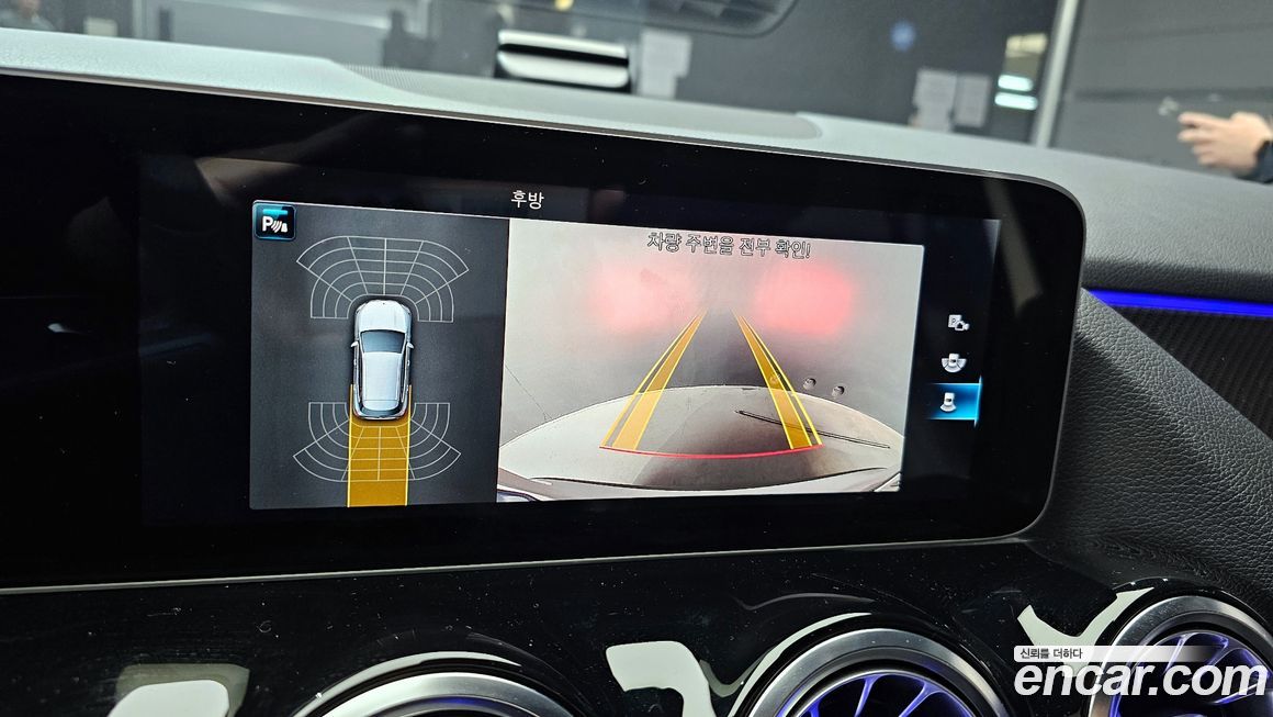 Mercedes-Benz GLA-Class 2020