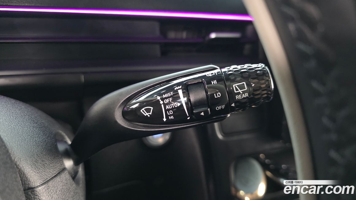 Hyundai Staria 2025