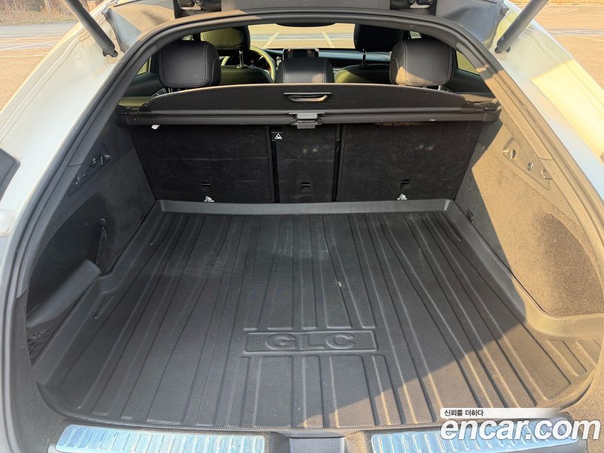 Mercedes-Benz GLC-Class 2019