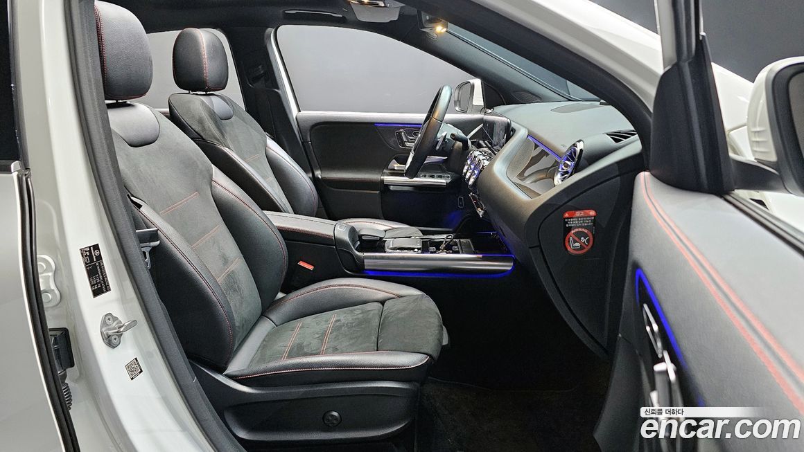 Mercedes-Benz GLA-Class 2020