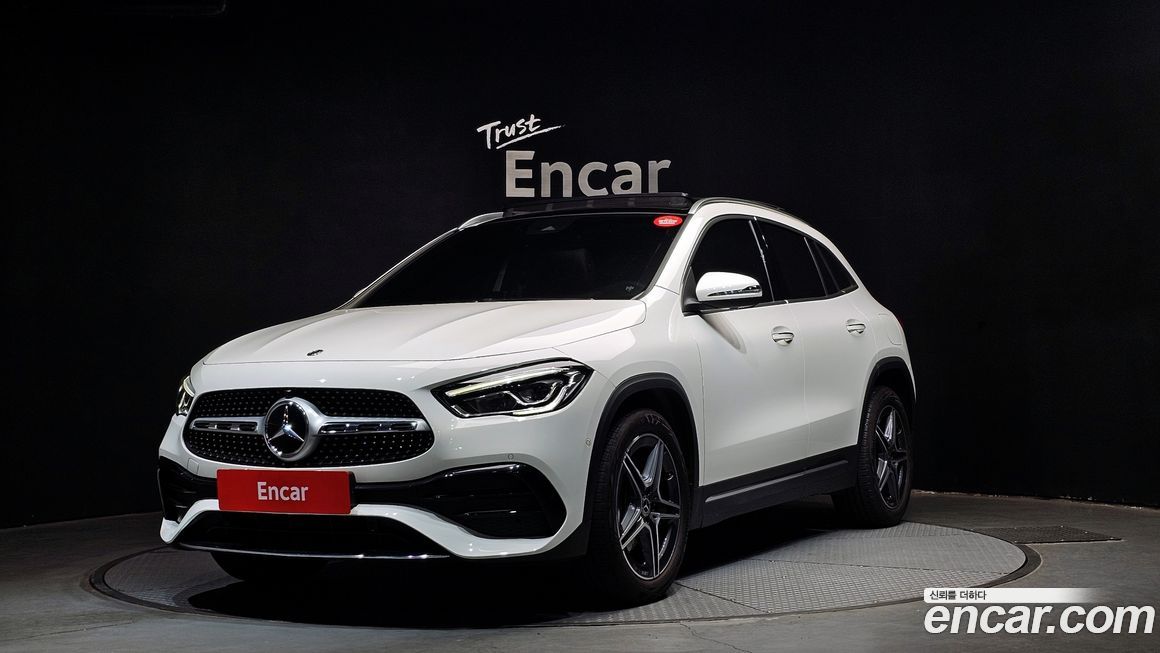 Mercedes-Benz GLA-Class 2020