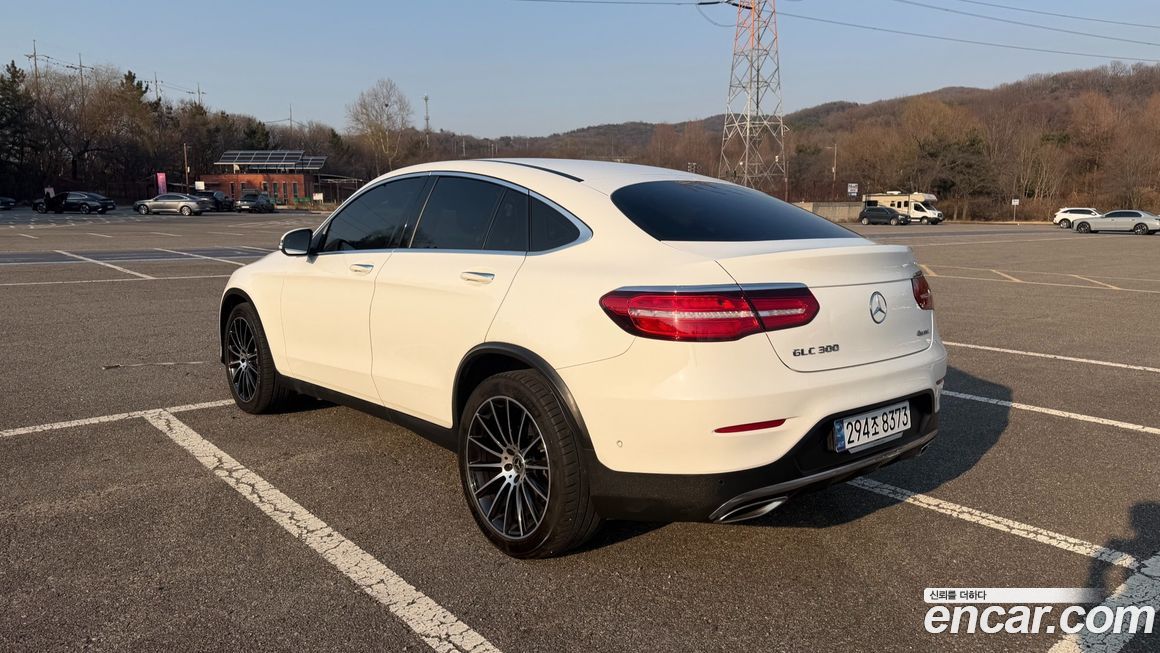 Mercedes-Benz GLC-Class 2019