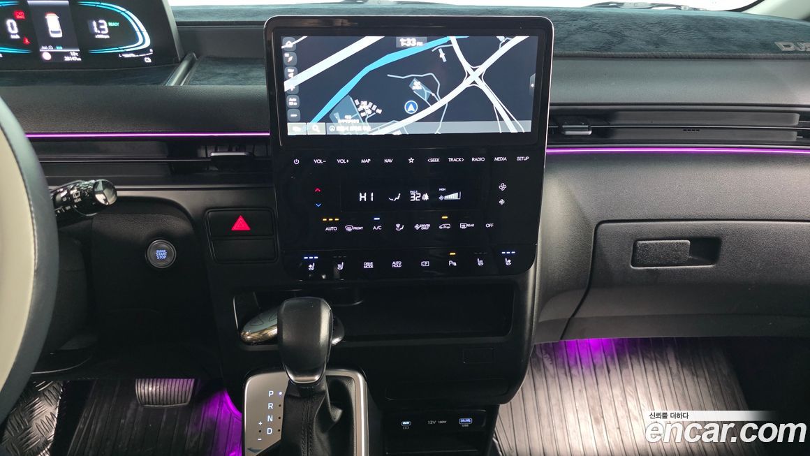Hyundai Staria 2025