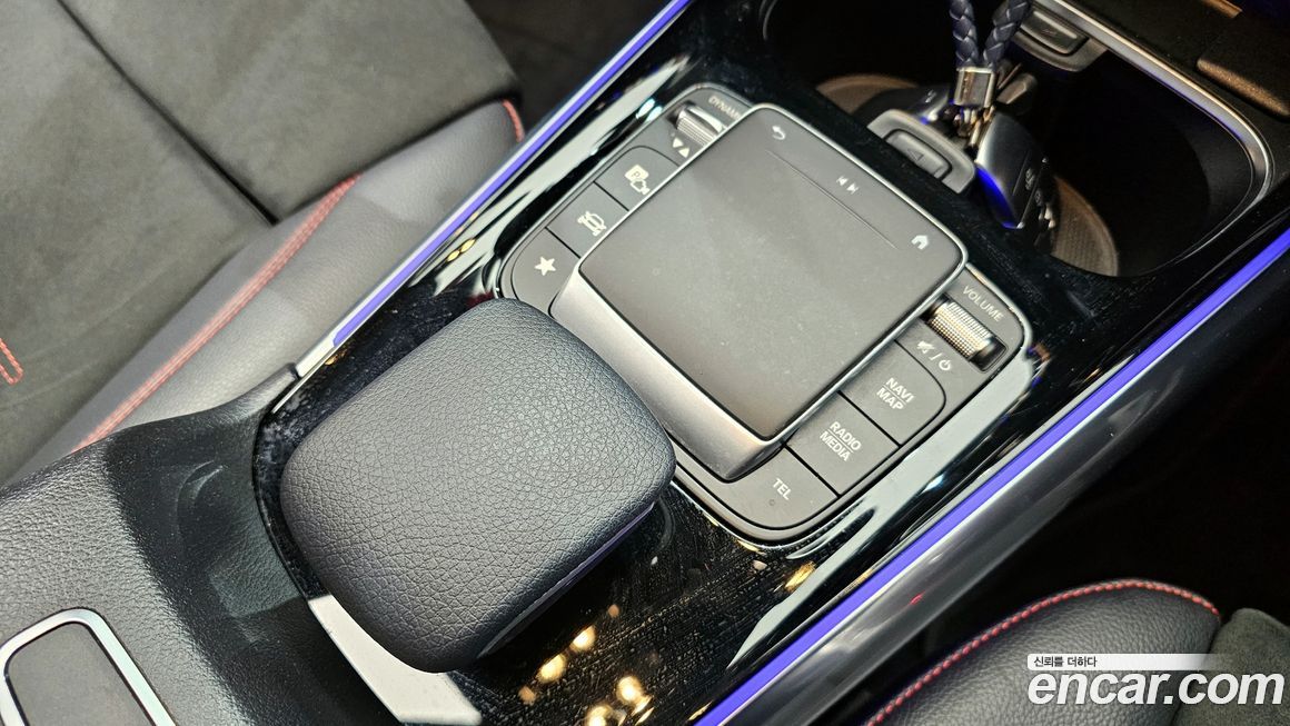 Mercedes-Benz GLA-Class 2020