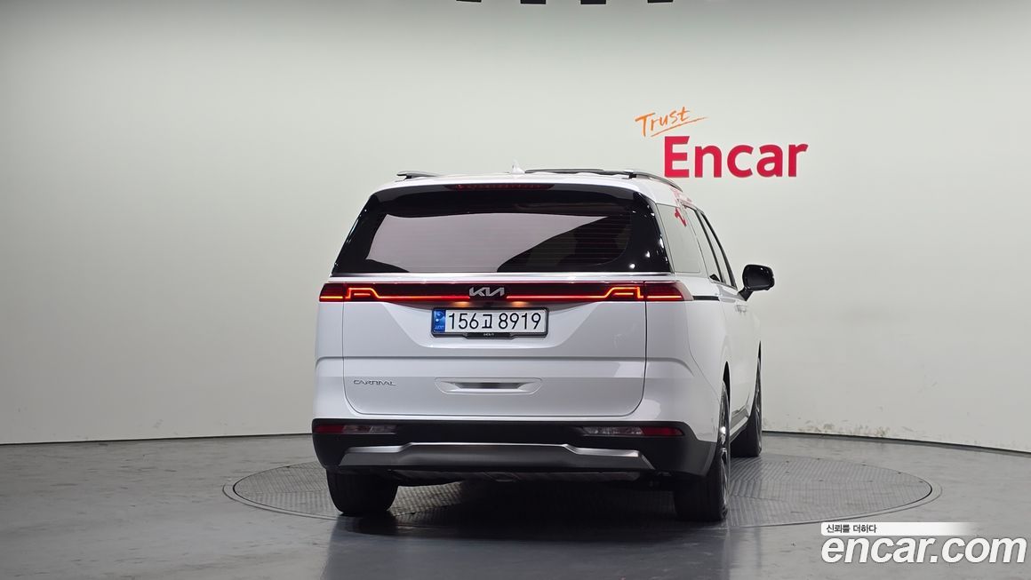 Kia Canival 2023