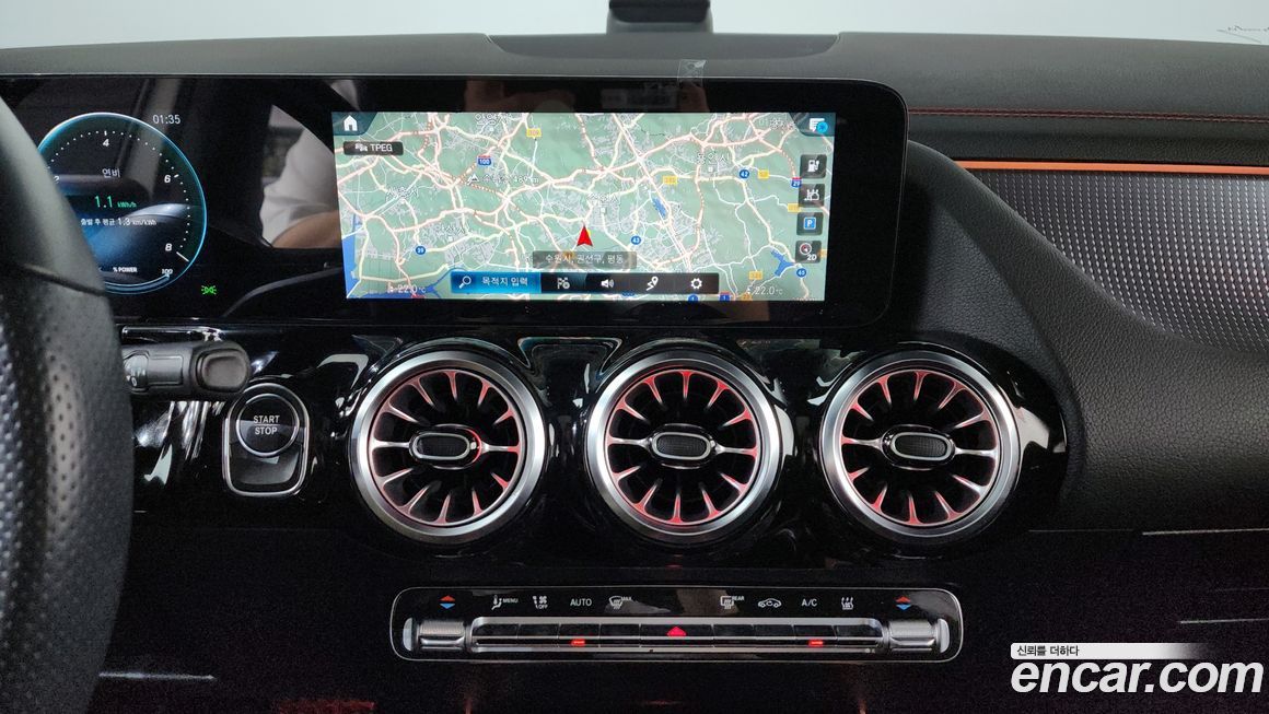 Mercedes-Benz EQA 2022