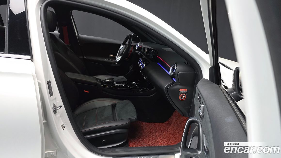 Mercedes-Benz A-Class 2023