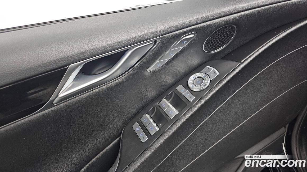 Genesis G80 2022