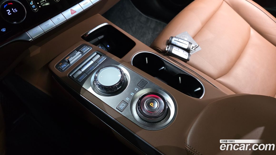 Genesis GV70 2021
