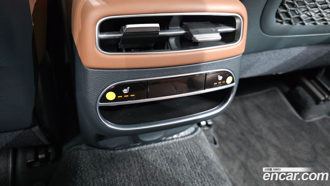 Genesis GV70 2021