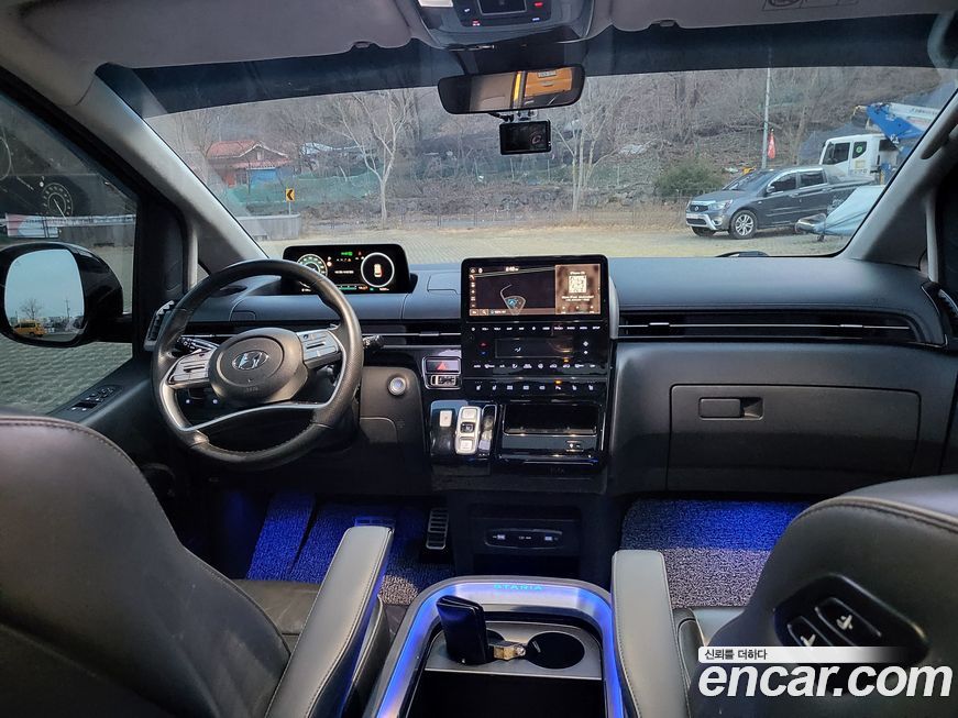 Hyundai Staria 2022