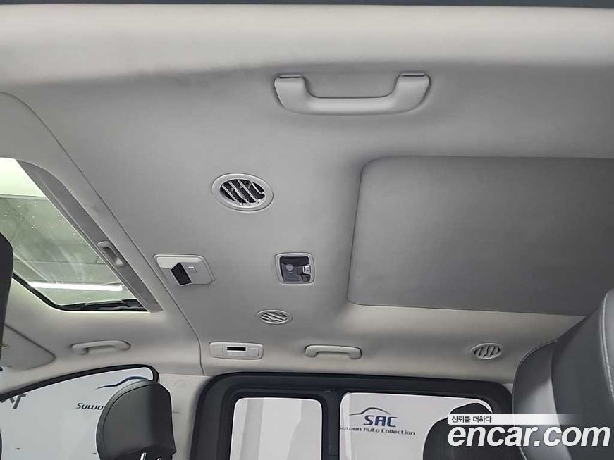 Hyundai Staria 2022