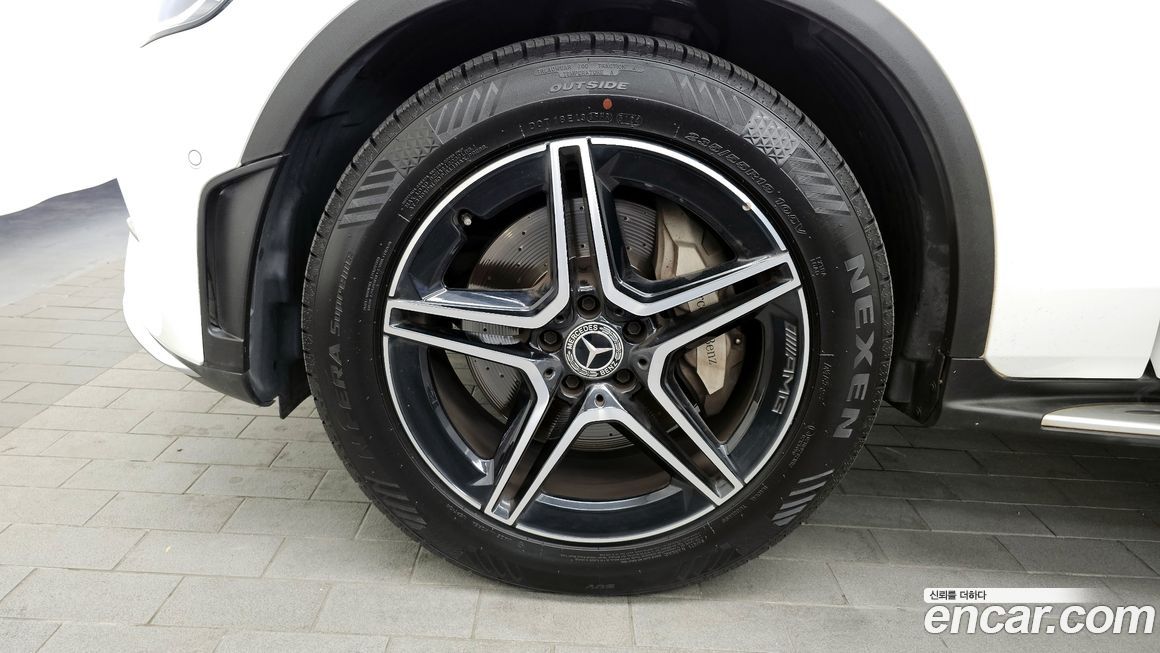 Mercedes-Benz GLC-Class 2020