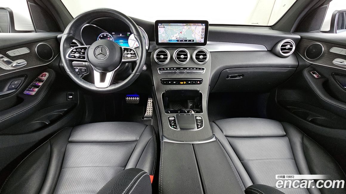 Mercedes-Benz GLC-Class 2020