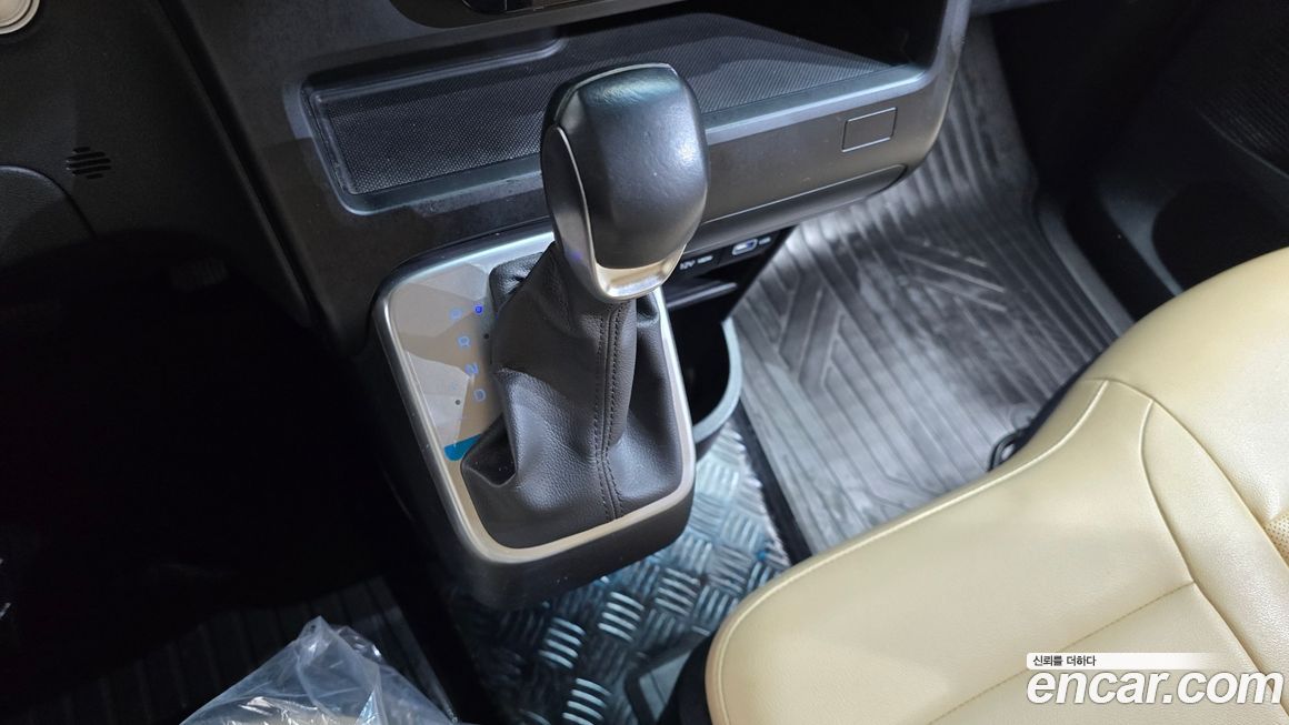 Hyundai Staria 2022