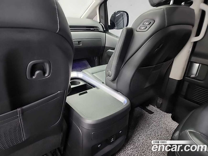 Hyundai Staria 2022