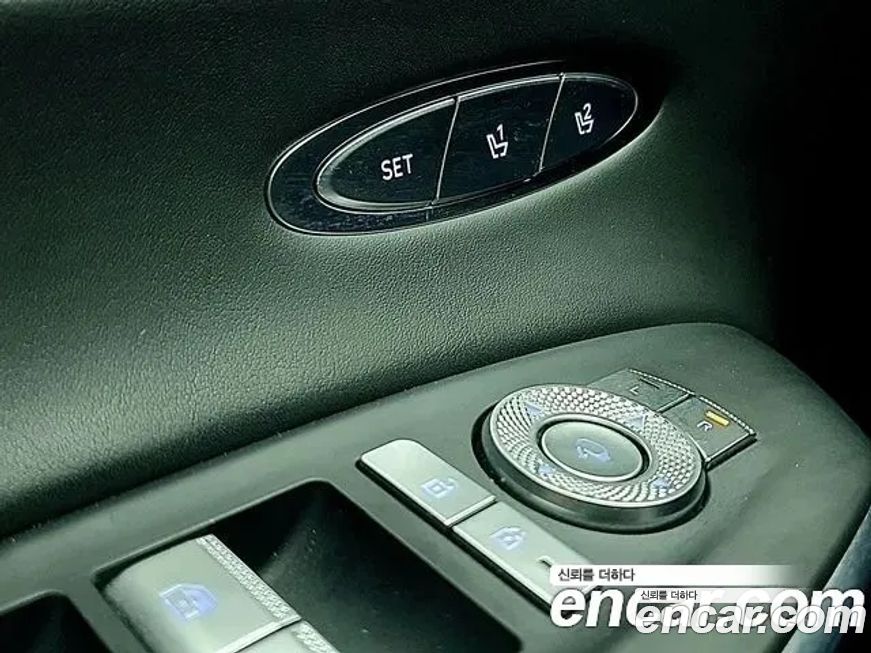 Genesis GV70 2023