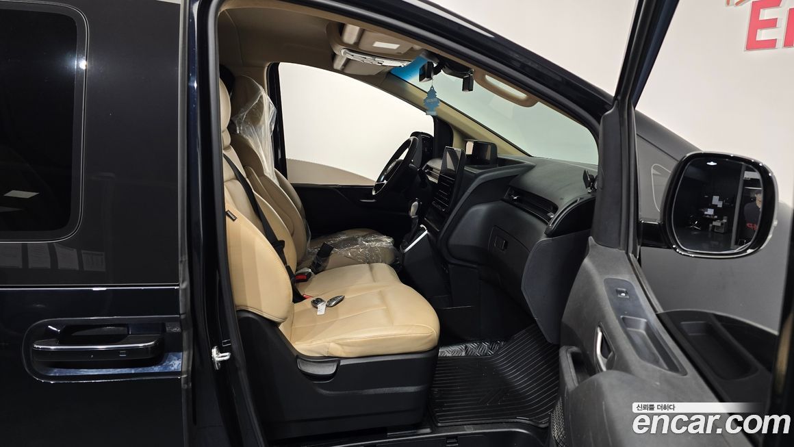 Hyundai Staria 2022