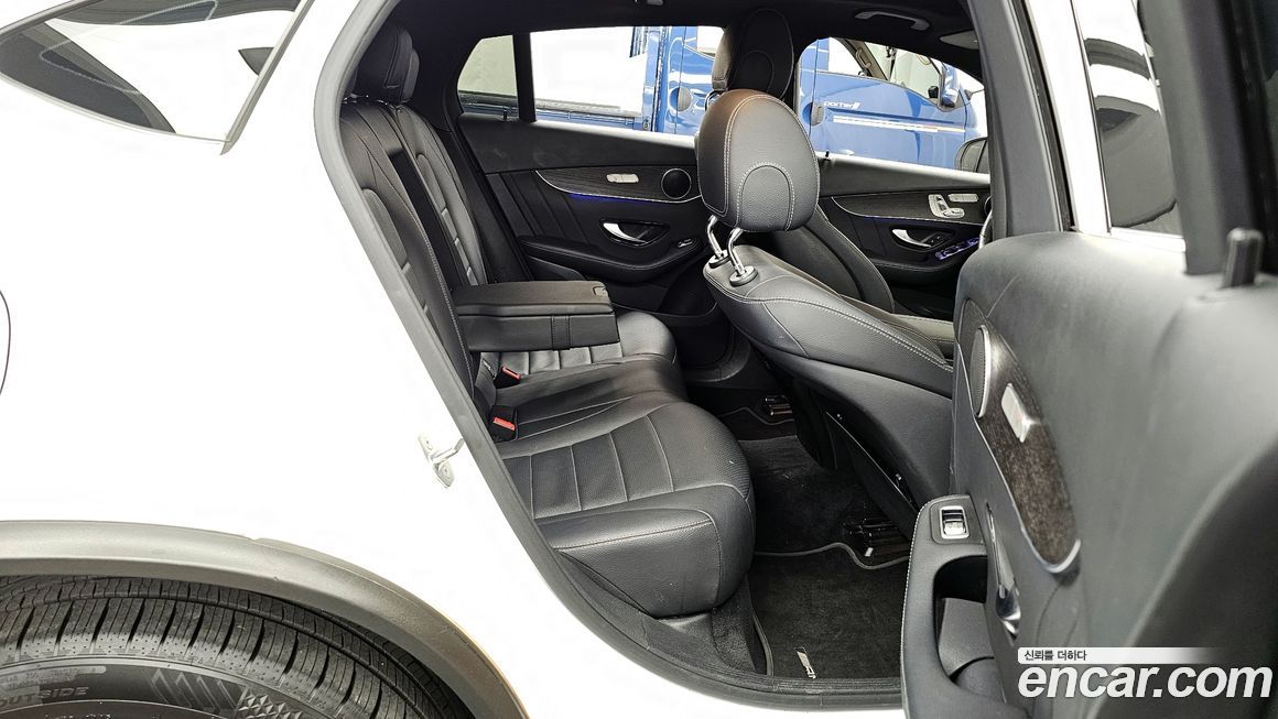 Mercedes-Benz GLC-Class 2020