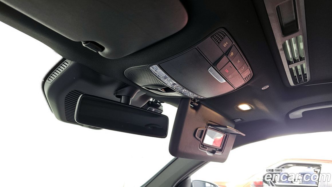 Mercedes-Benz GLC-Class 2020