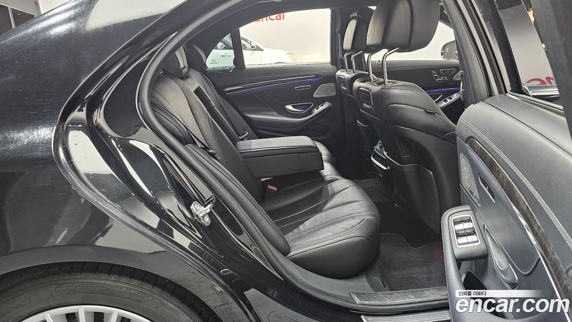 Mercedes-Benz S-Class 2019