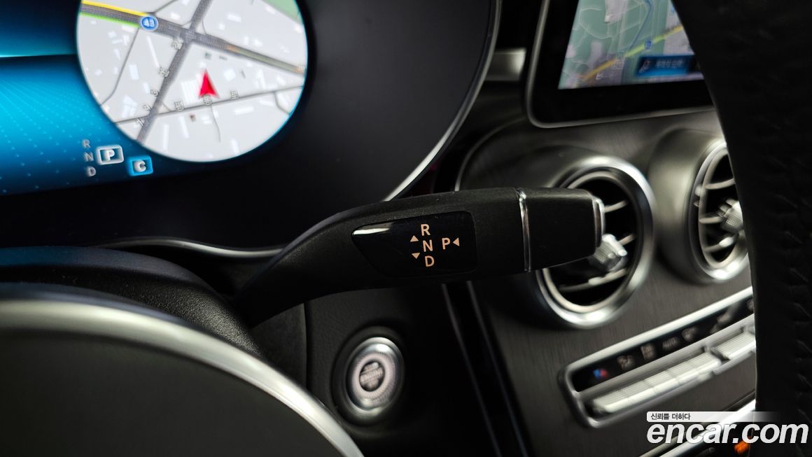 Mercedes-Benz GLC-Class 2020