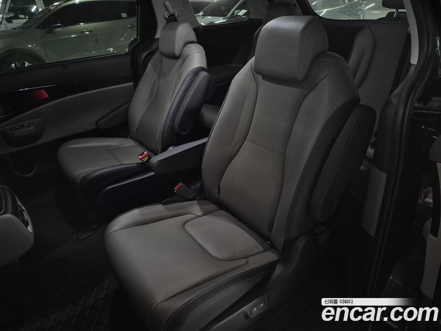 Kia Canival 2024