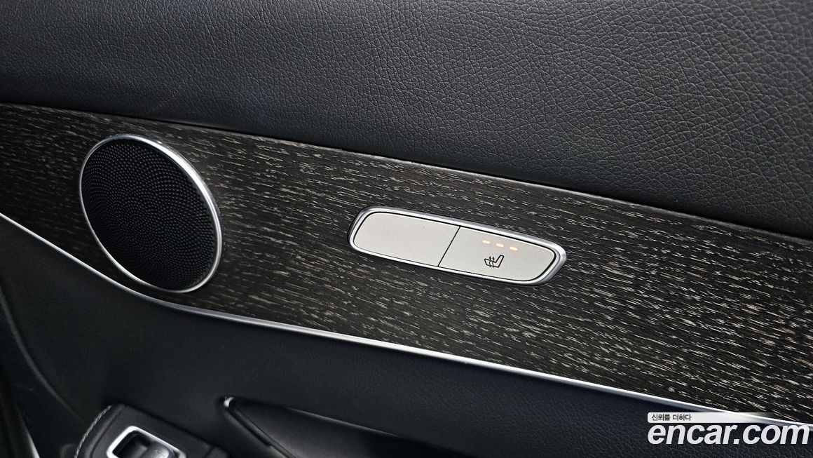 Mercedes-Benz GLC-Class 2020