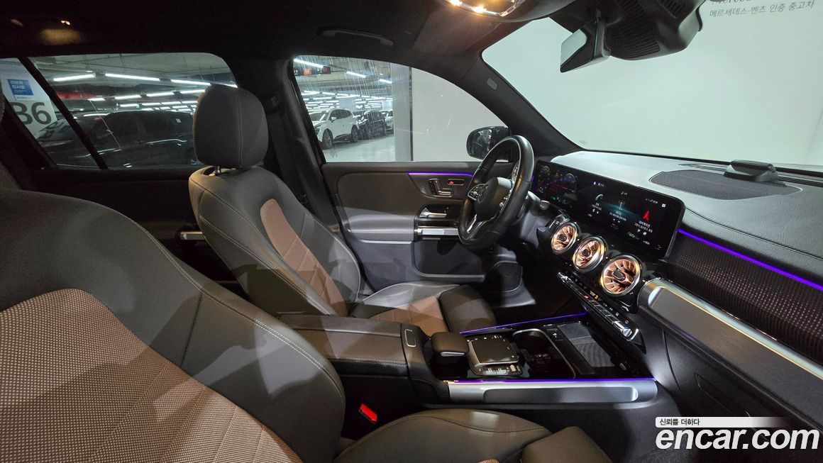 Mercedes-Benz EQB 2024