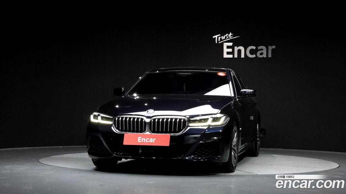 BMW 5-Series 2023