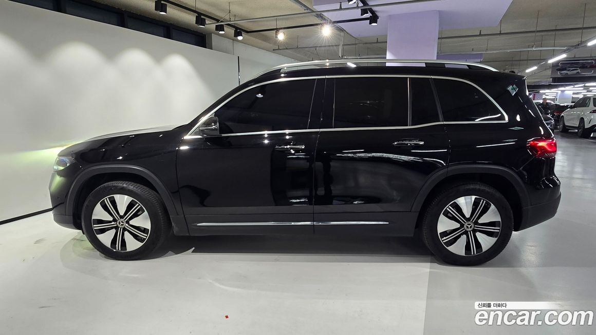 Mercedes-Benz EQB 2024