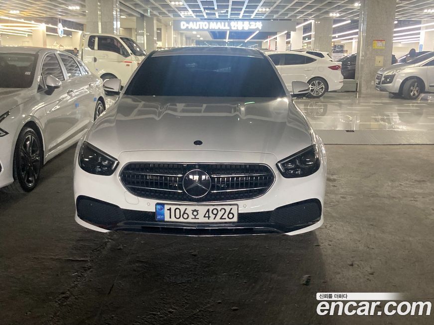 Mercedes-Benz E-Class 2022