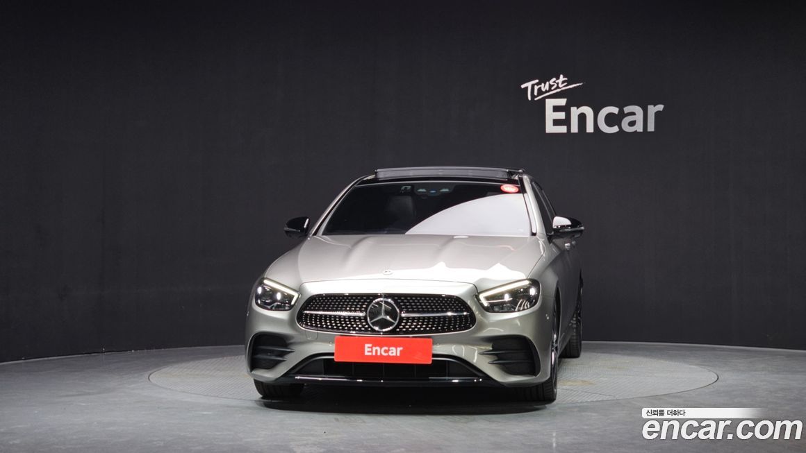 Mercedes-Benz E-Class 2023