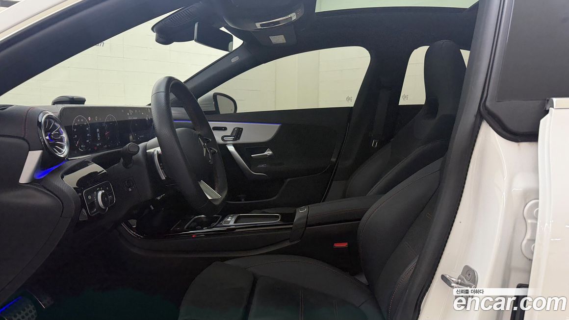 Mercedes-Benz CLA-Class 2025