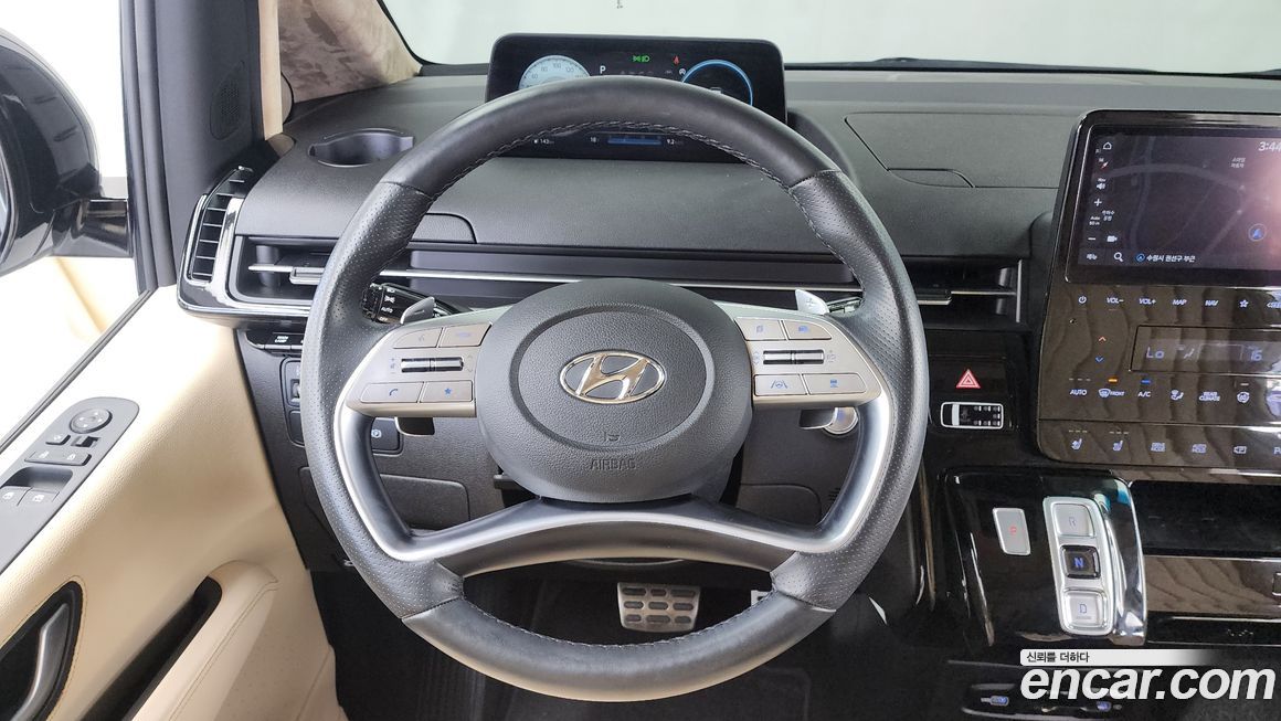Hyundai Staria 2022