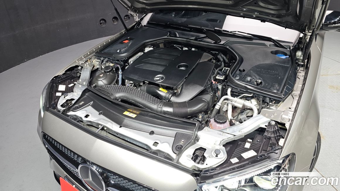 Mercedes-Benz E-Class 2023