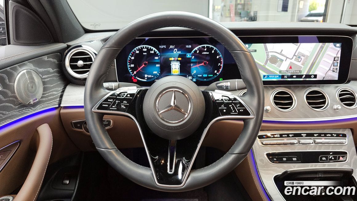 Mercedes-Benz E-Class 2023