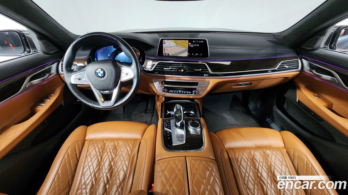 BMW 7-Series 2021
