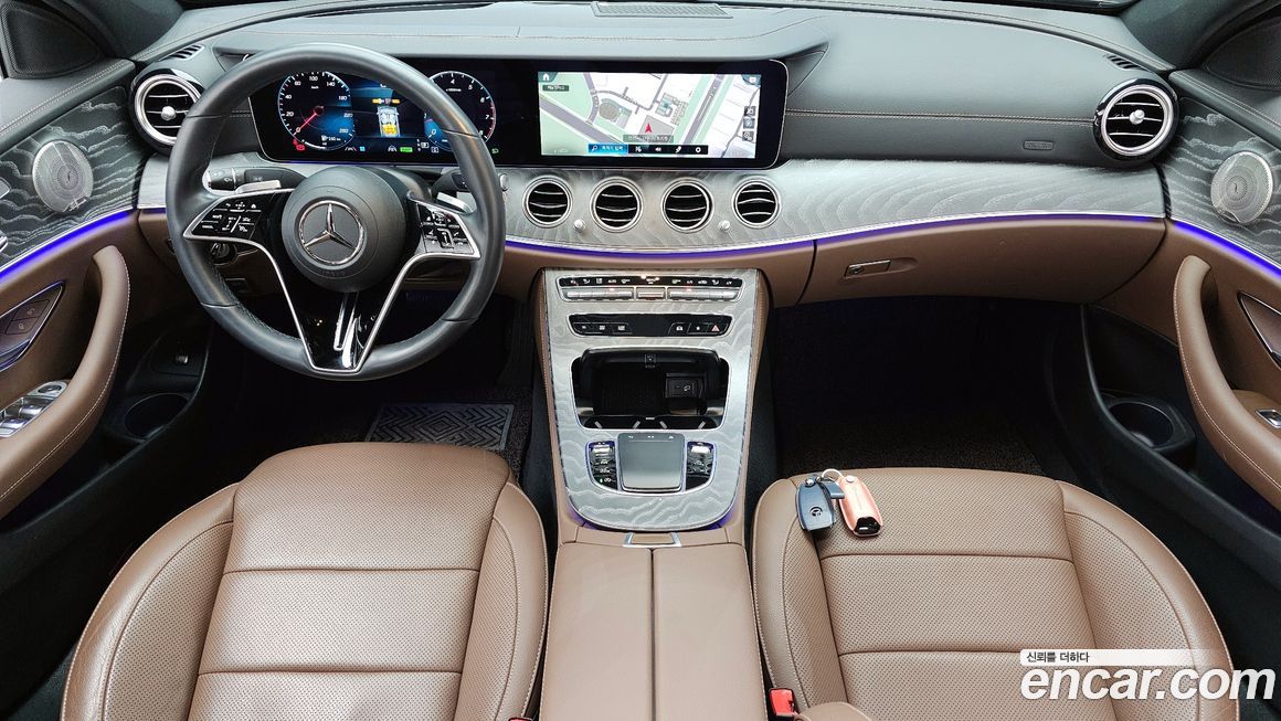 Mercedes-Benz E-Class 2023