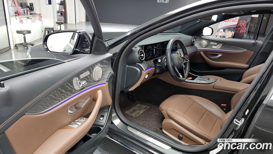 Mercedes-Benz E-Class 2023