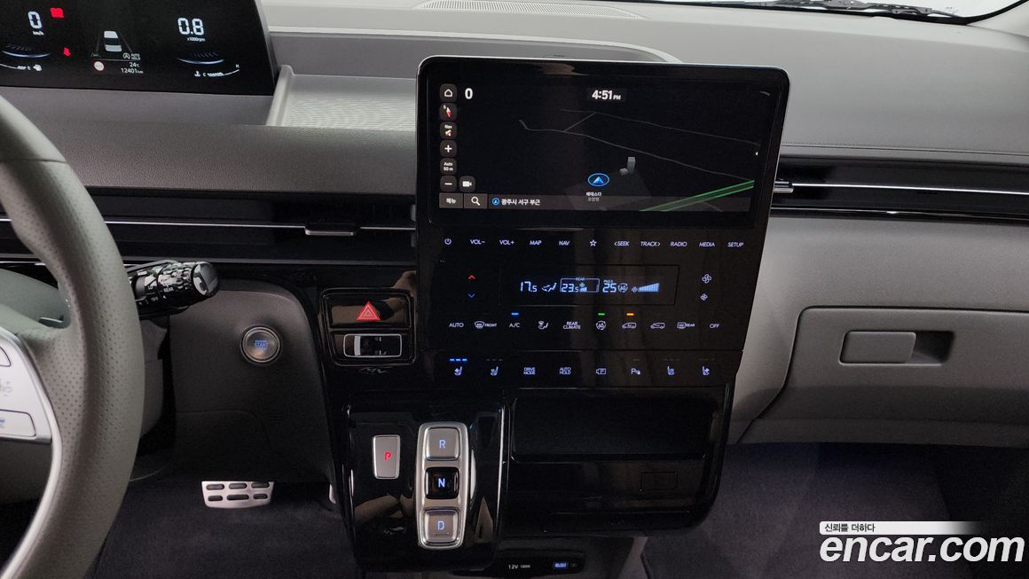 Hyundai Staria 2024