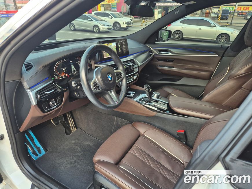 BMW Gran Turismo 2023