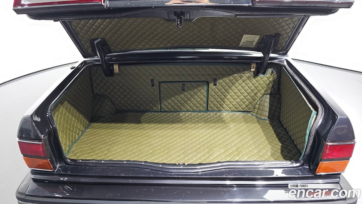 Bentley Brooklands 1993