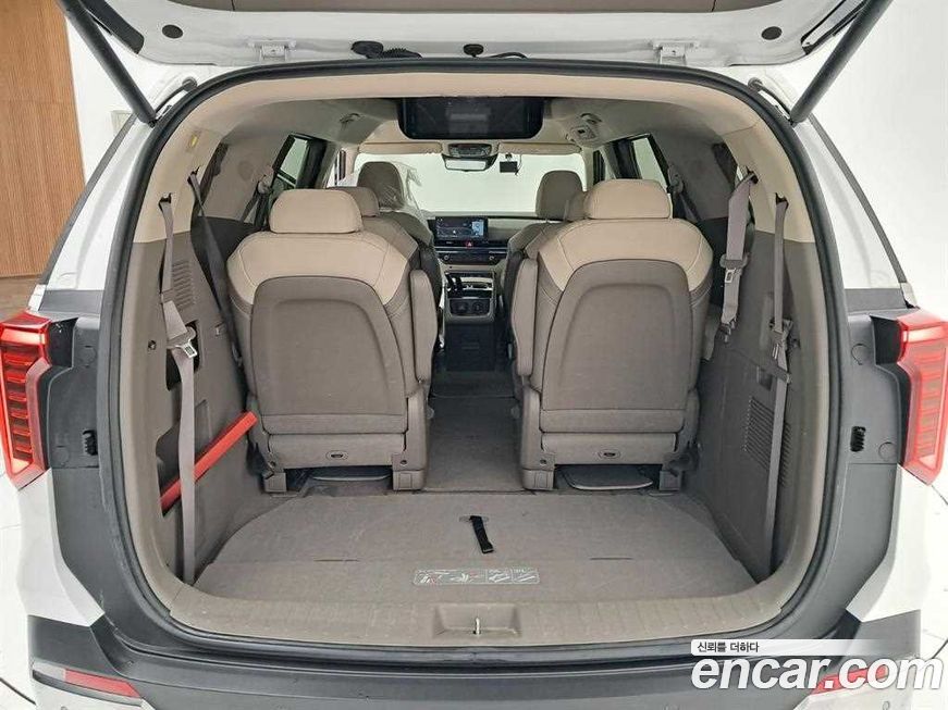 Kia Canival 2025