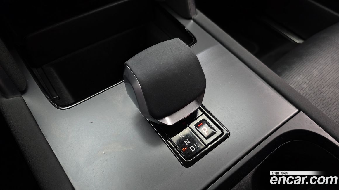 Land Rover Discovery Sport 2025