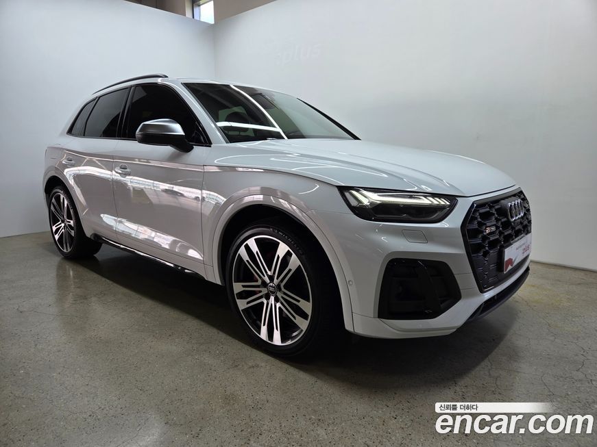 Audi SQ5 2022